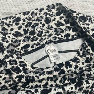 ZYIA leggings light n tight